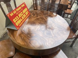 Bàn ăn tròn 1m2 đóng hộp gỗ hương vân xám Nam Phi