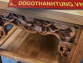 trường kỷ đục tay