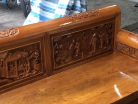 trường kỷ gỗ gụ mật đục tích tam quốc