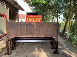 Tủ chè được trà nhẵn cả mặt sau