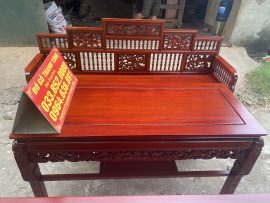 Dáng ghế trường kỷ cổ điển mà rất sang và trường