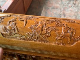 Tay ghế đục tích bát tiên nghệ thuật