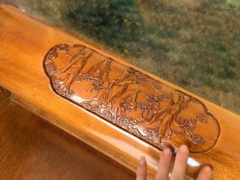 Tay ghế đục tích bát tiên nghệ thuật