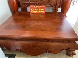 Sập trơn gỗ Gụ Siêu Vip của anh Khiêm có khổ mặt khá to, chiều rộng 1m80 x chiều dài lên đến 2m20