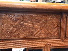 mặt sau Trường Kỷ Đại Đục Tam Quốc Gỗ Hương Đá