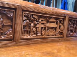 Trường kỷ bắc bộ đục lọng cong sắc nét