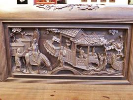 Hình ảnh tích vinh quy bái tổ được chạm đục rõ nét, có hồn vỡi kỹ thuật đỉnh cao