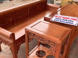 Sản phẩm được gia công kỹ càng nên rất mịn và sáng bóng. Hàng hoàn thiện với sơn PU cao cấp giữ nguyên vân gỗ, màu gỗ hương đá tự nhiên.