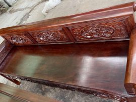 trường kỷ đục tứ quý