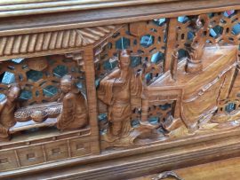 Cận cảnh chi tiết Tam Quốc trên vách tựa