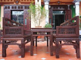Trường kỷ song tiện Huế đục tứ diện (Chú Ninh - Hoà Bình)