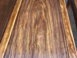 Mặt bàn 1 lá đóng khung tranh, phủ PU bóng loáng màu trần vô cùng độc đáo