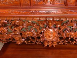 Hoạ tiết mai điểu, ngũ phúc mang ý nghĩa phong thuỷ tốt đẹp cho gia chủ