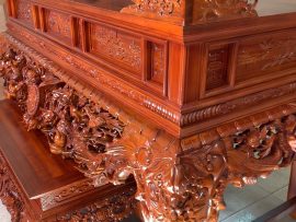 Từng chi tiết bộ sập kết nối với nhau bằng mộng gỗ vô cùng chắc chắn