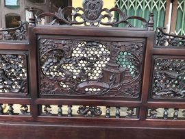 bộ trường kỷ cao cấp khó làm bởi cần phải những người nghệ nhân tay nghề cao và trình độ thẩm mỹ tốt mới có thể cho ra đời tác phẩm nghệ thuật có hồn người.