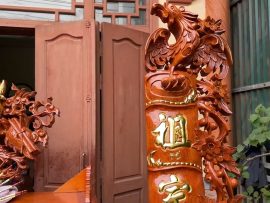 Đỉnh chạm phượng hoá uy nghi