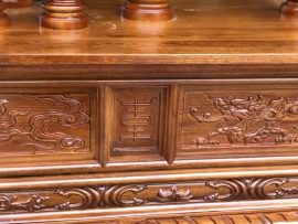 Cổ chỉ lọng khung kín khít chạm mặt nguyệt rồng trầu