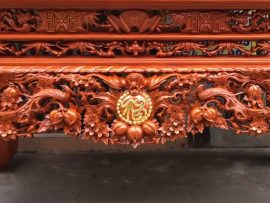 Dạ tiền bộ sập có bố cục hài hoà vô cùng tinh tế