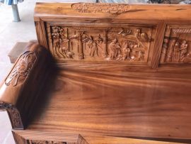 Mặt ván ghế tràn, đánh xi mịn, sờ mát tay