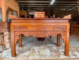 Án gian thờ gỗ gụ Lào chân 12cm mẫu triện dơi (Anh Quang, Hà Nội)