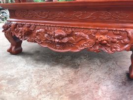 Dạ tiền bàn cơm đục đầu hổ phù uy vũ