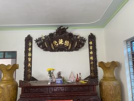 Cuốn thư câu đối gỗ gụ