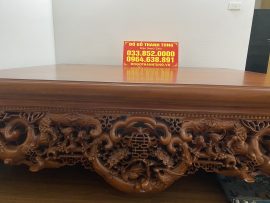 Sập gụ Ngũ Phúc với hình tượng chủ đạo là “Ngũ Phúc – Thọ Dơi – Kim Tiền” mang lại vẻ đẹp toàn mỹ cho sập gỗ.