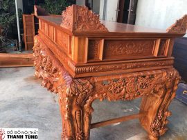 mặt bên sập thờ