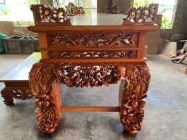 Mặt bên bộ sập thờ