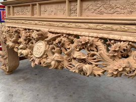 quây trước sập thờ mai điểu