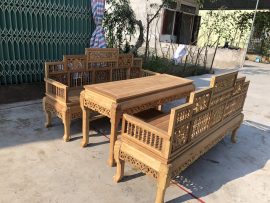 Ghế trường khỏe khoắn, chắc chắn