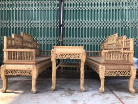 Bộ trường kỷ song tiện ngũ Sơn Huế nằm trong những bộ trường kỷ đẹp