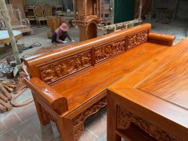 Sản phẩm được thiết kế rộng rãi, họa tiết tinh tế