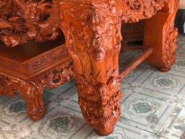 sập thờ mai điểu chân 24