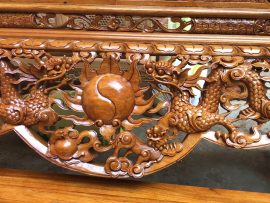 dạ tiền sập thờ tứ linh gỗ gụ mật