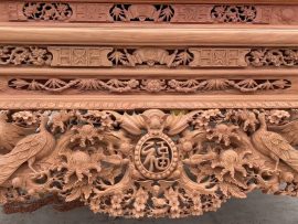 Sập thờ Mai Điểu gỗ hương đá