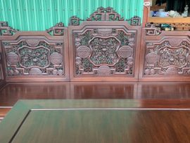 trường kỷ hứa đục ngũ lân