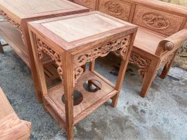 đôn đầu bàn của bộ trường kỷ gỗ hương đá cao cấp