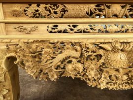 sập thờ gỗ gụ lào đục tay đẳng cấp