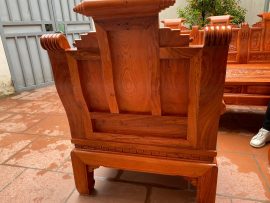 mặt lưng của ghế đơn Âu Á