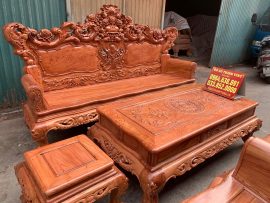 đoản dài và bàn trà hoàng gia