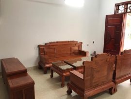 mặt sau của mẫu ghế triện tranh
