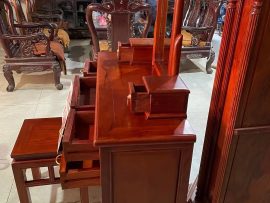 bàn trang điểm nhiều ngăn kéo