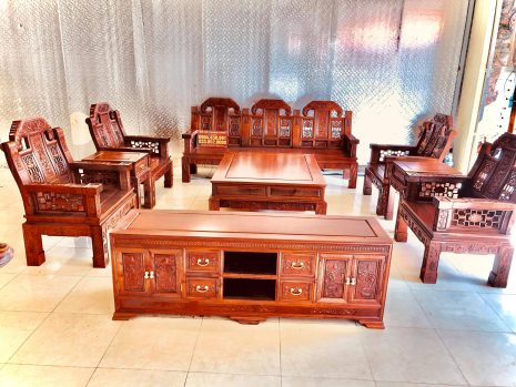 combo bàn ghế như ý và kệ tivi mõ phẳng gỗ hương Lào