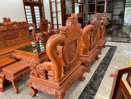 mặt lưng của ghế đơn