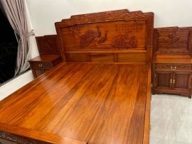 mẫu giường ngủ 1m8x2m kèm 2 tab