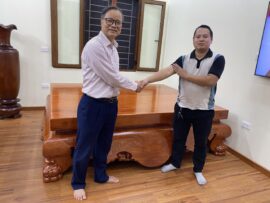 Bàn giao sập gỗ cho gia đình chú Hải ở Nam Định