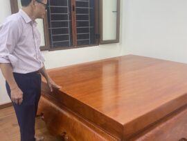 Sập trơn nguyên khối của chú Hải (Nam Định)