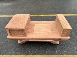 mẫu đôn ngồi gỗ hương đá