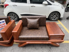 ghế đơn rộng rãi kèm đệm